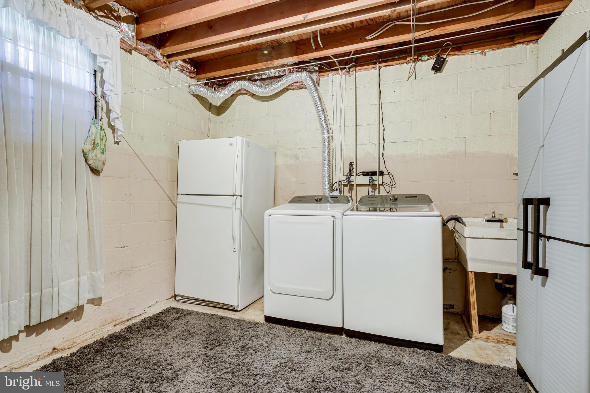 LEEWOOD FOREST - Residential