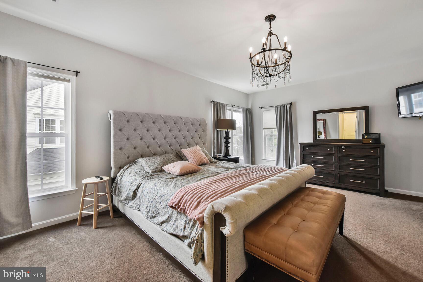 SIGNATURE AT BROADLANDS - Residential