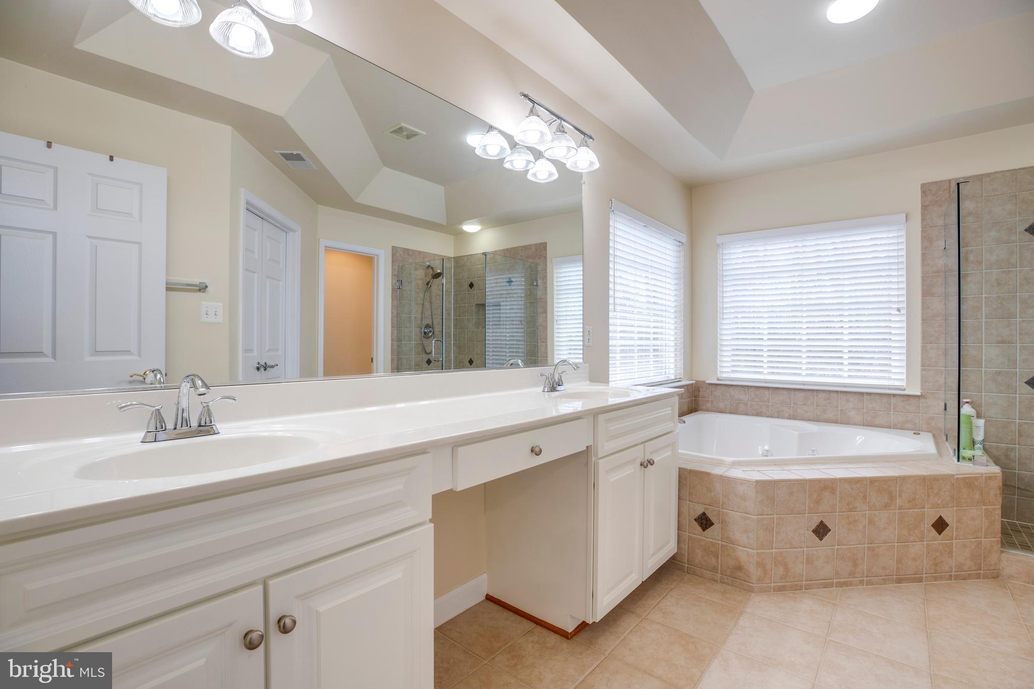 STONE RIDGE - Residential