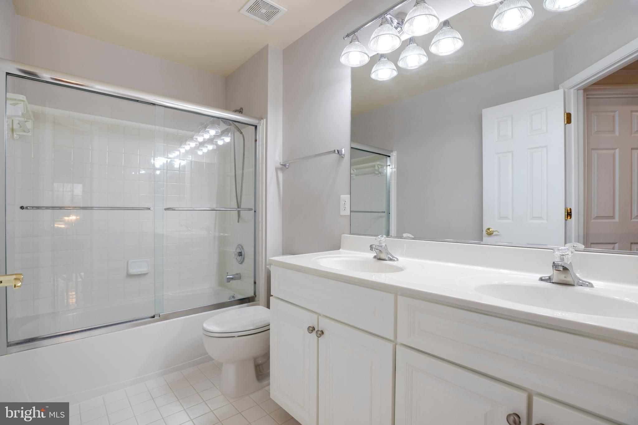 STONE RIDGE - Residential