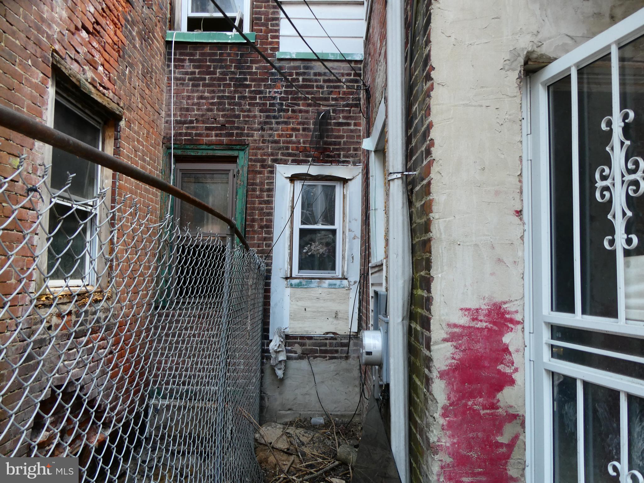 KENSINGTON - Residential