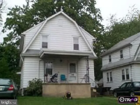 MLS: NJCD2116754