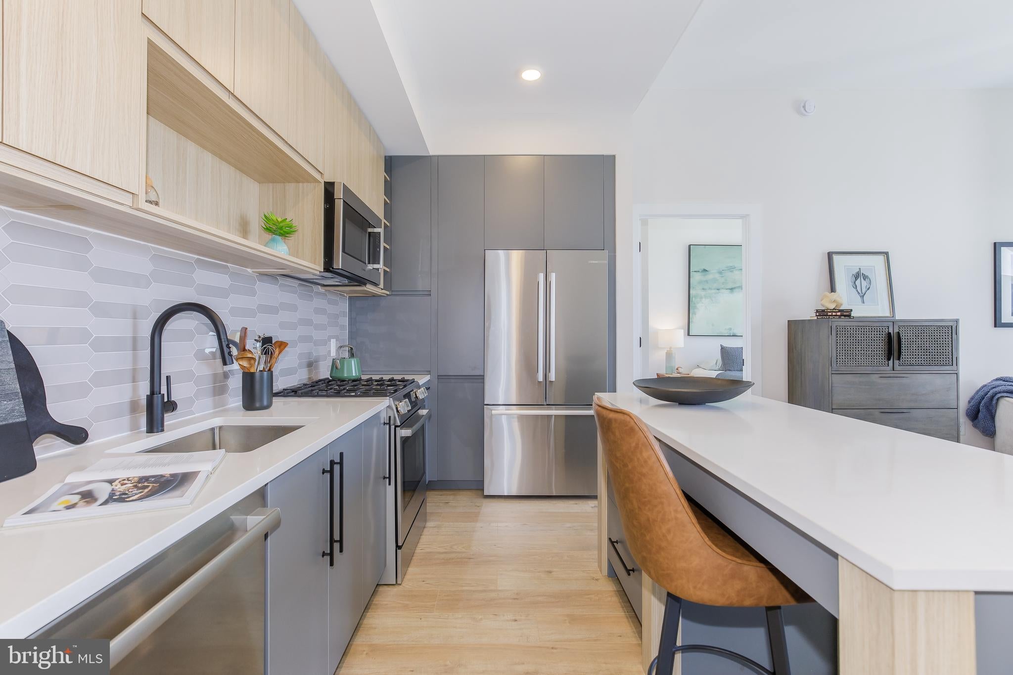 255 W. FALLS STATION BOULEVARD 1004