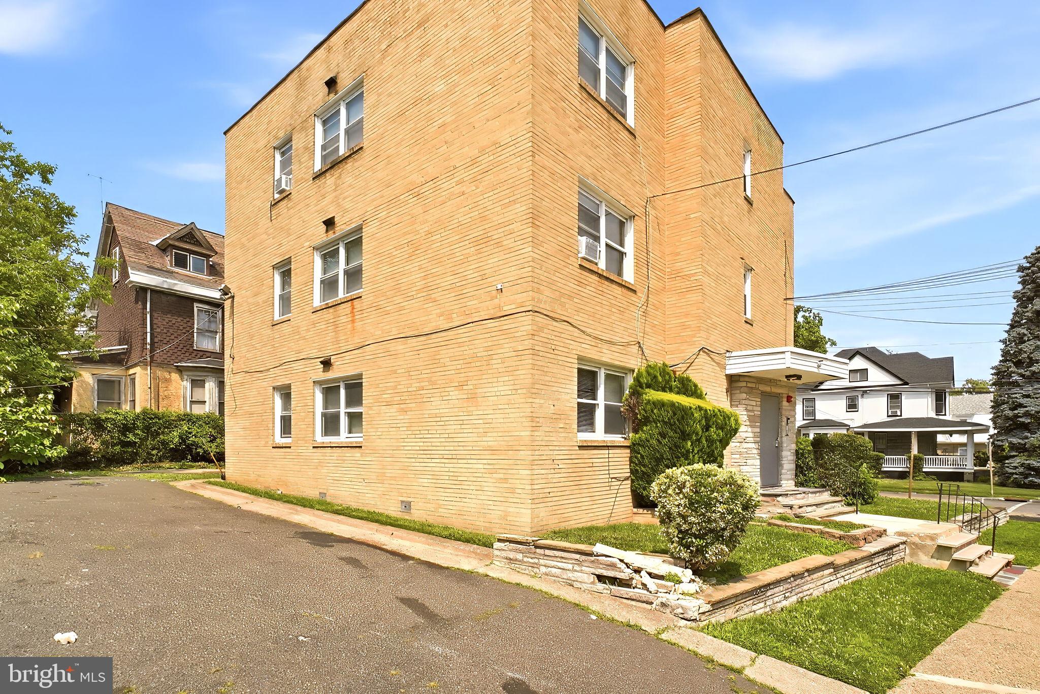 1201 W CHELTEN AVENUE 00