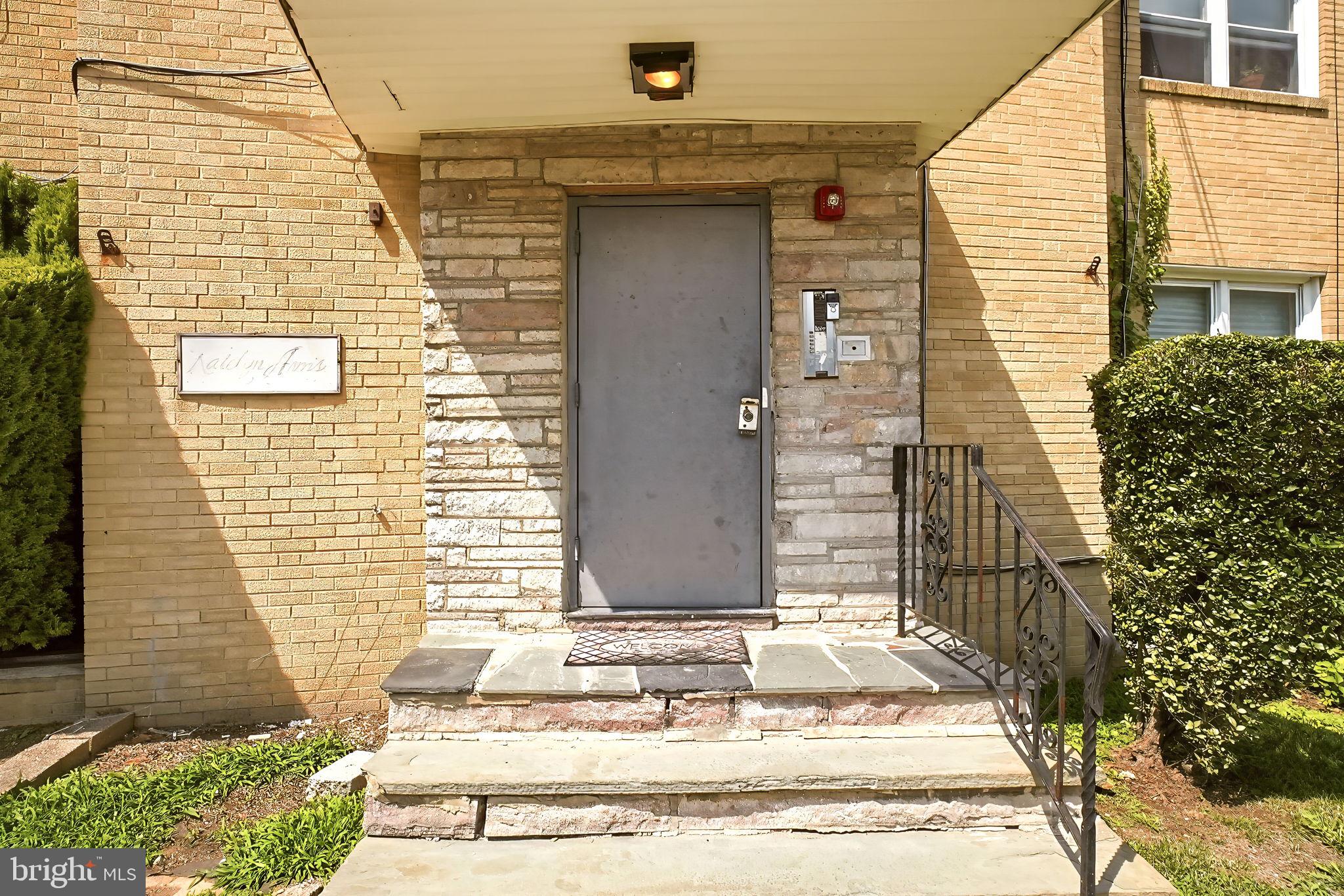 1201 W CHELTEN AVENUE 00