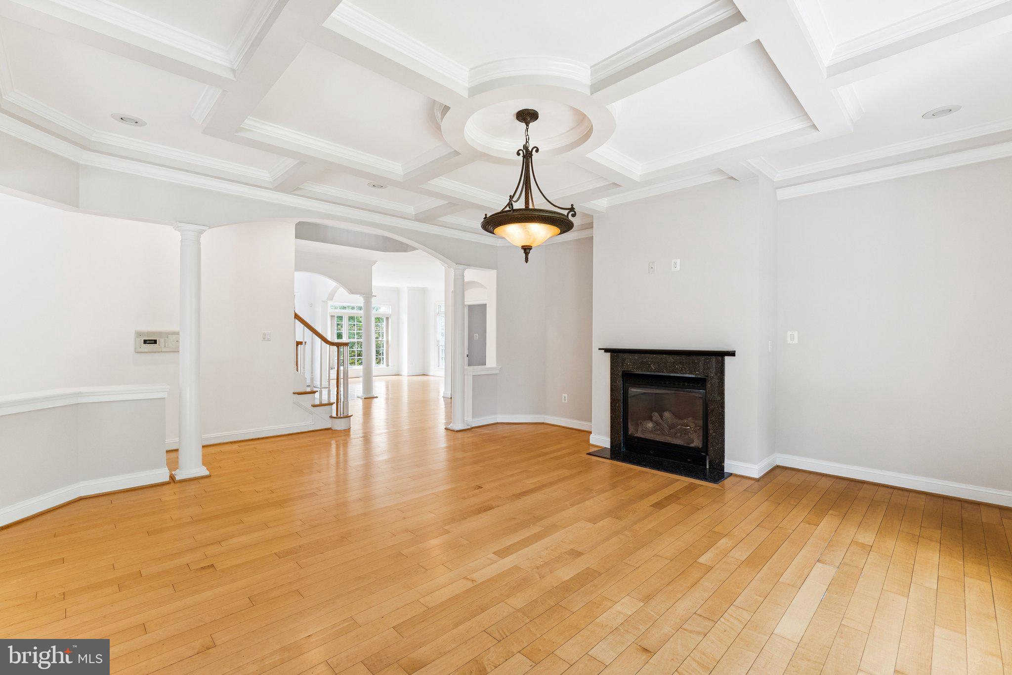 EL NIDO ESTATES - Residential Lease