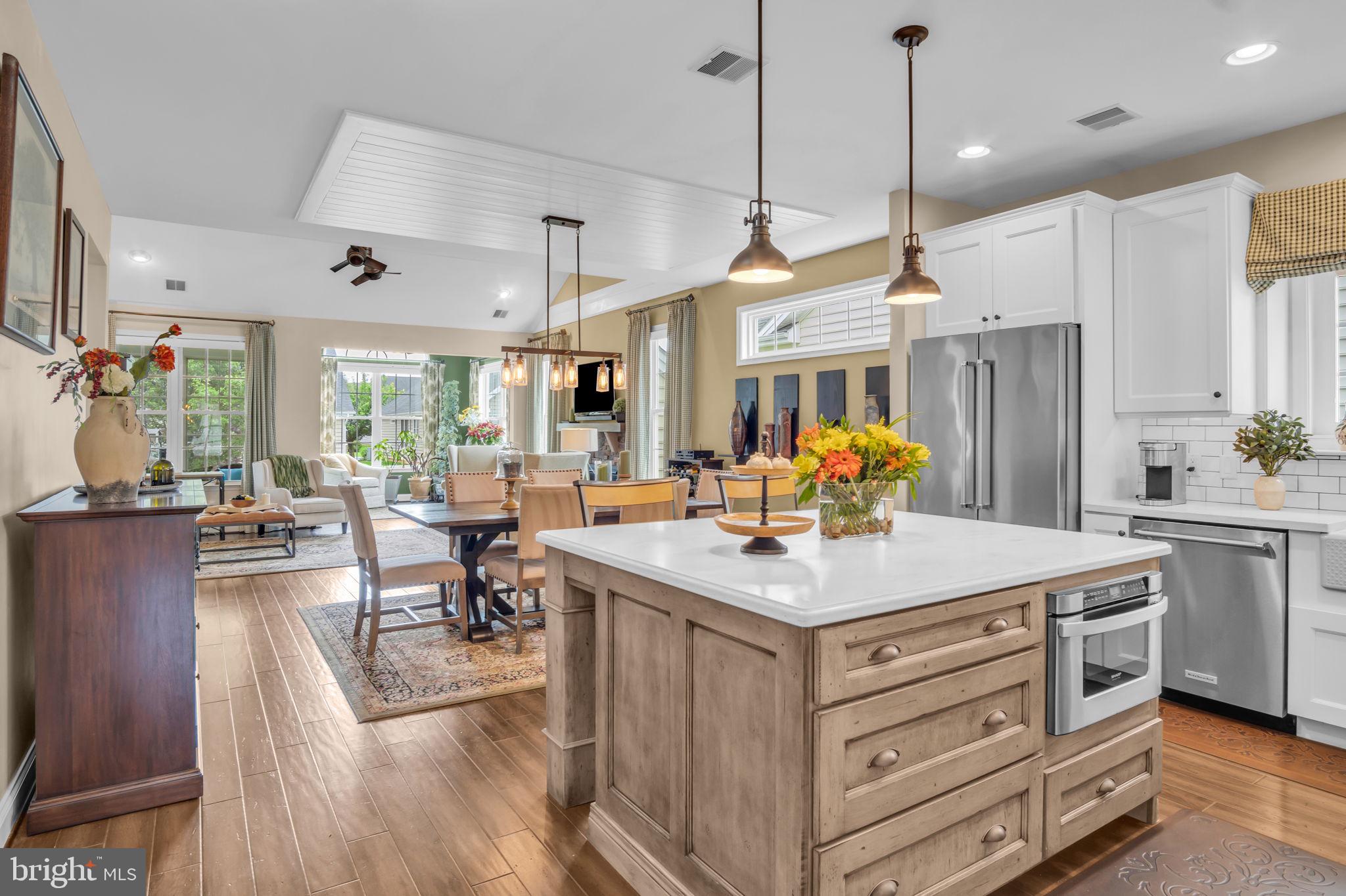 TRADITIONS OF AMERICA AT SILVER SPRING - Residential