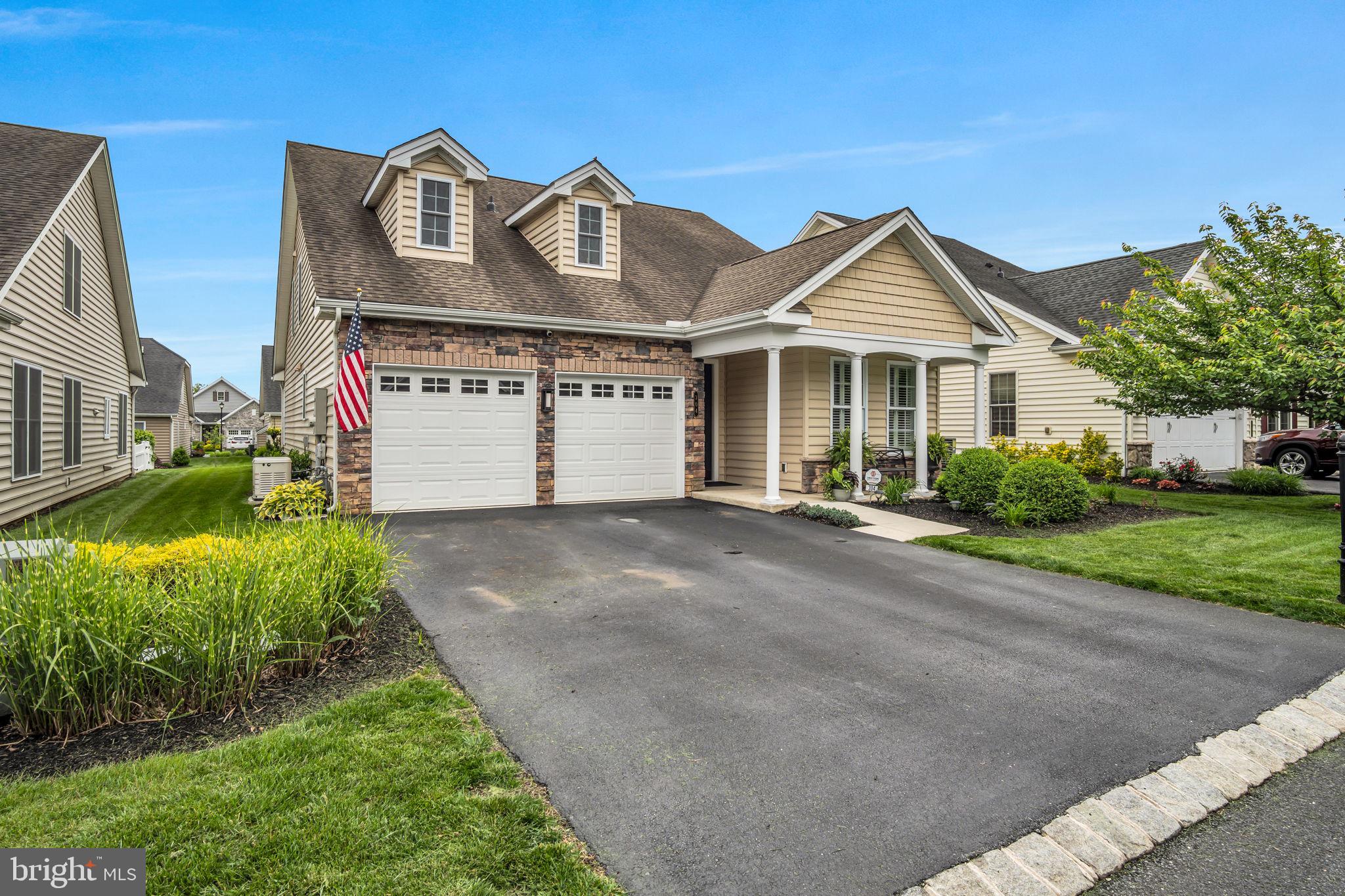 TRADITIONS OF AMERICA AT SILVER SPRING - Residential