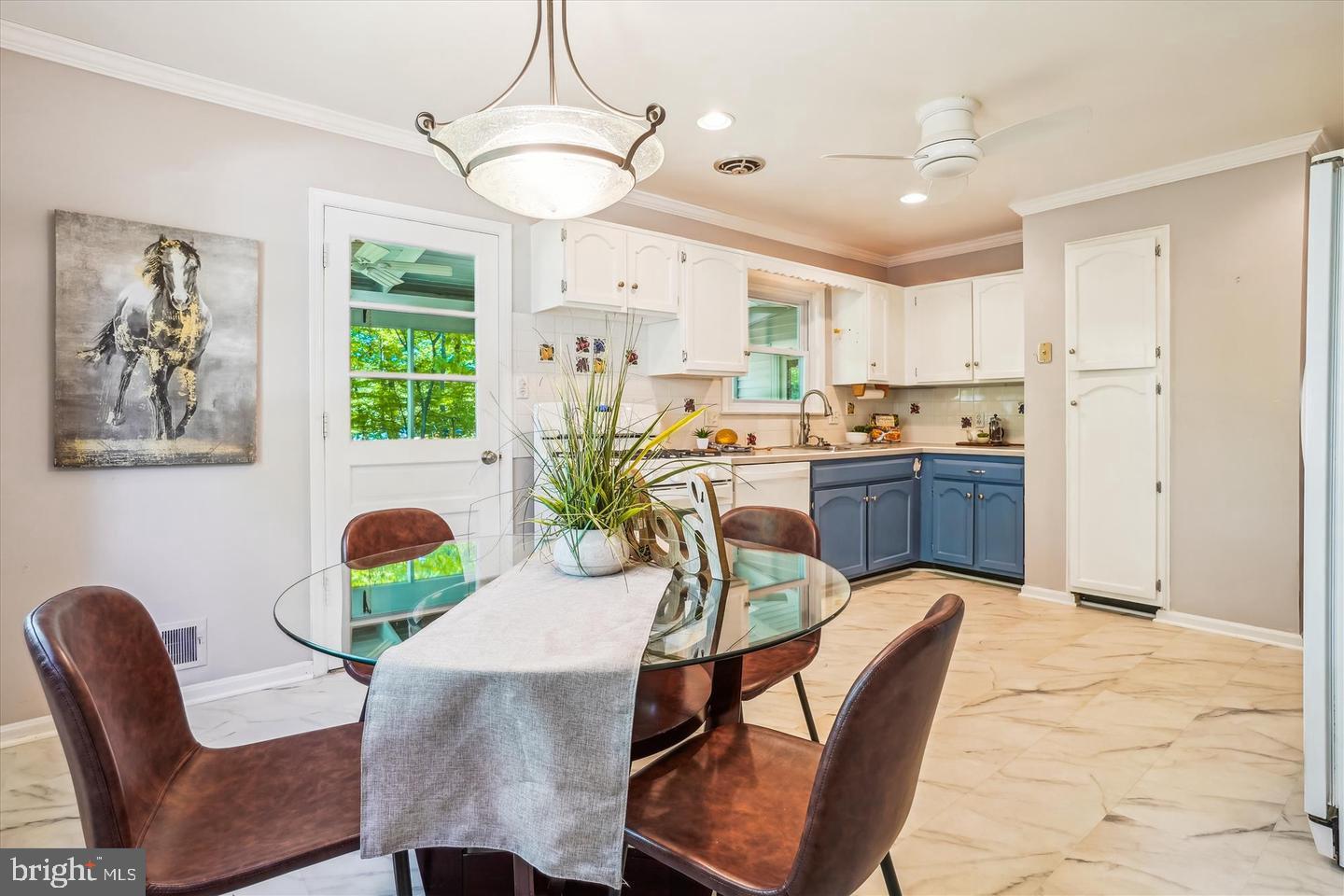 POINT OF WOODS - Residential