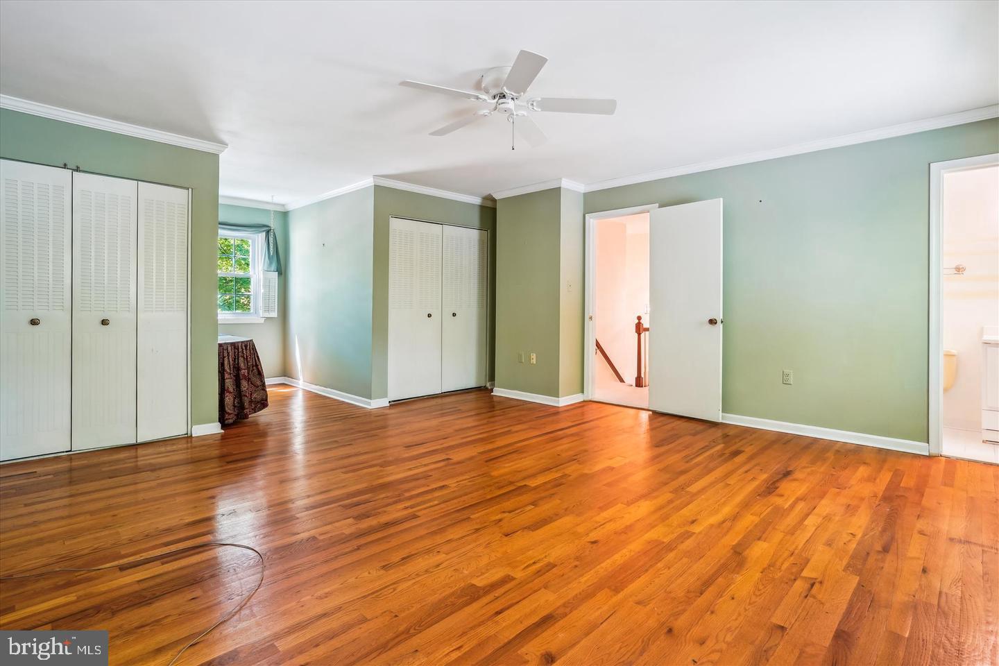 POINT OF WOODS - Residential