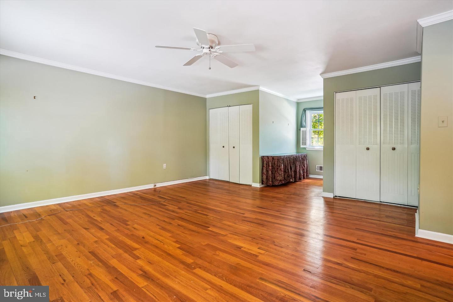 POINT OF WOODS - Residential