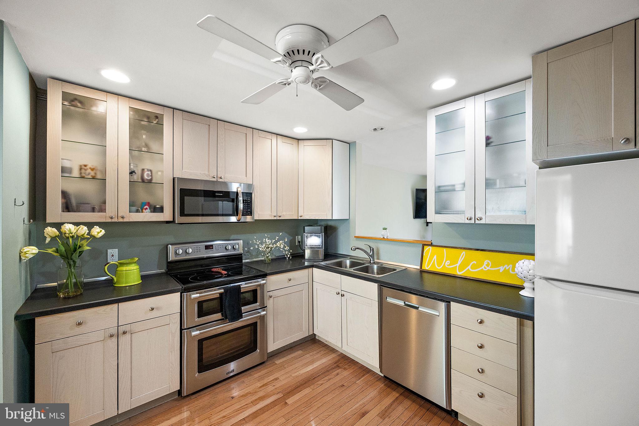 COVENTRY VILLAGE - Residential