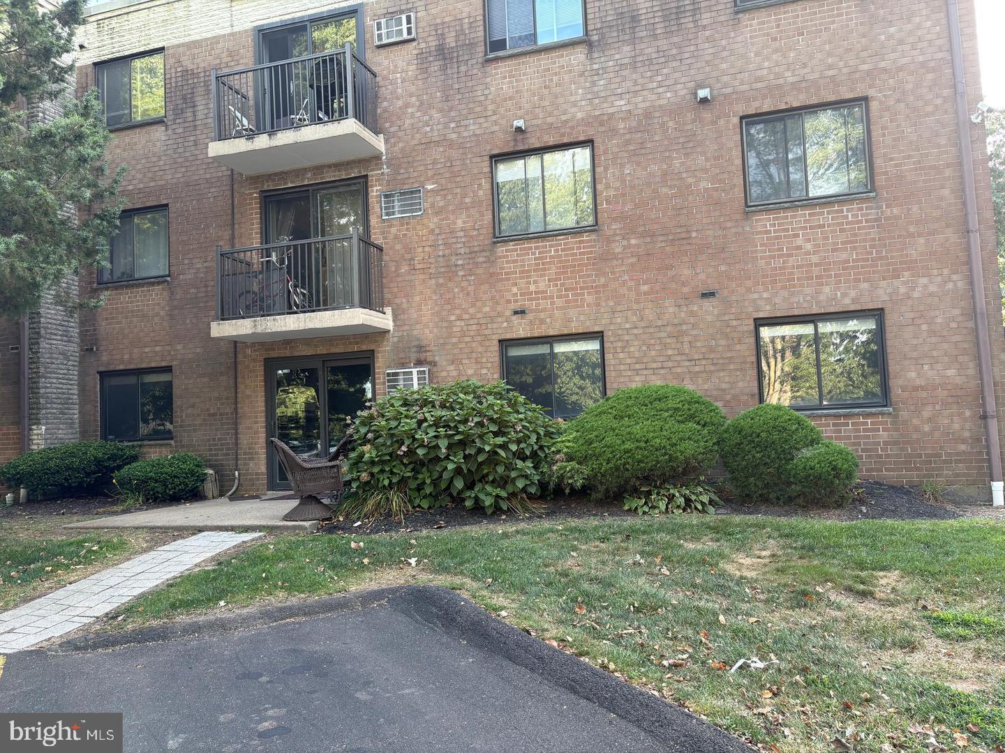 1575 W STREET ROAD 812