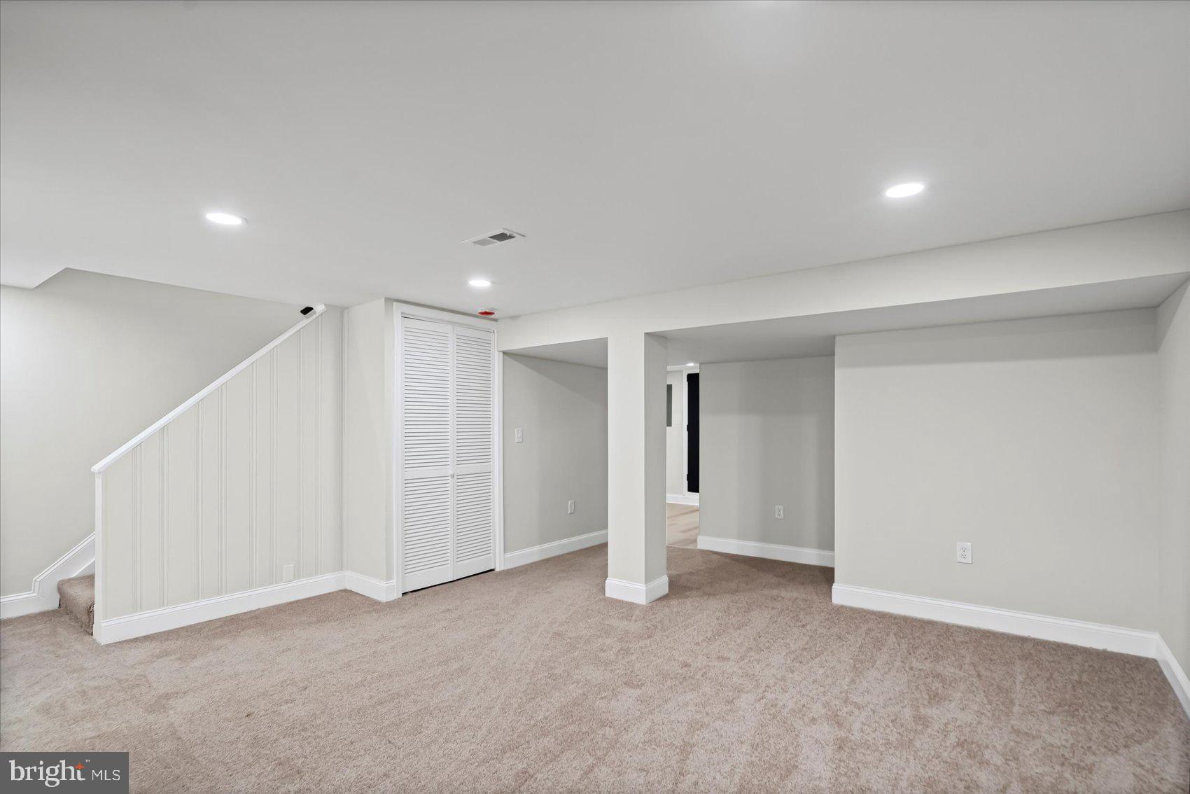 PERRING LOCH - Residential