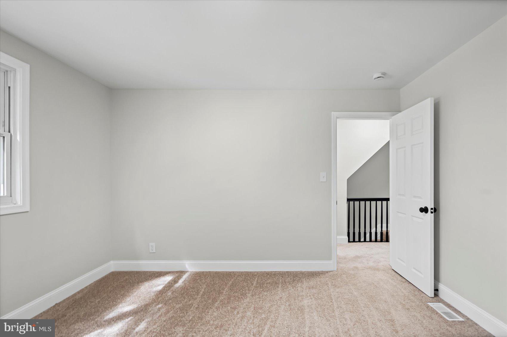 PERRING LOCH - Residential