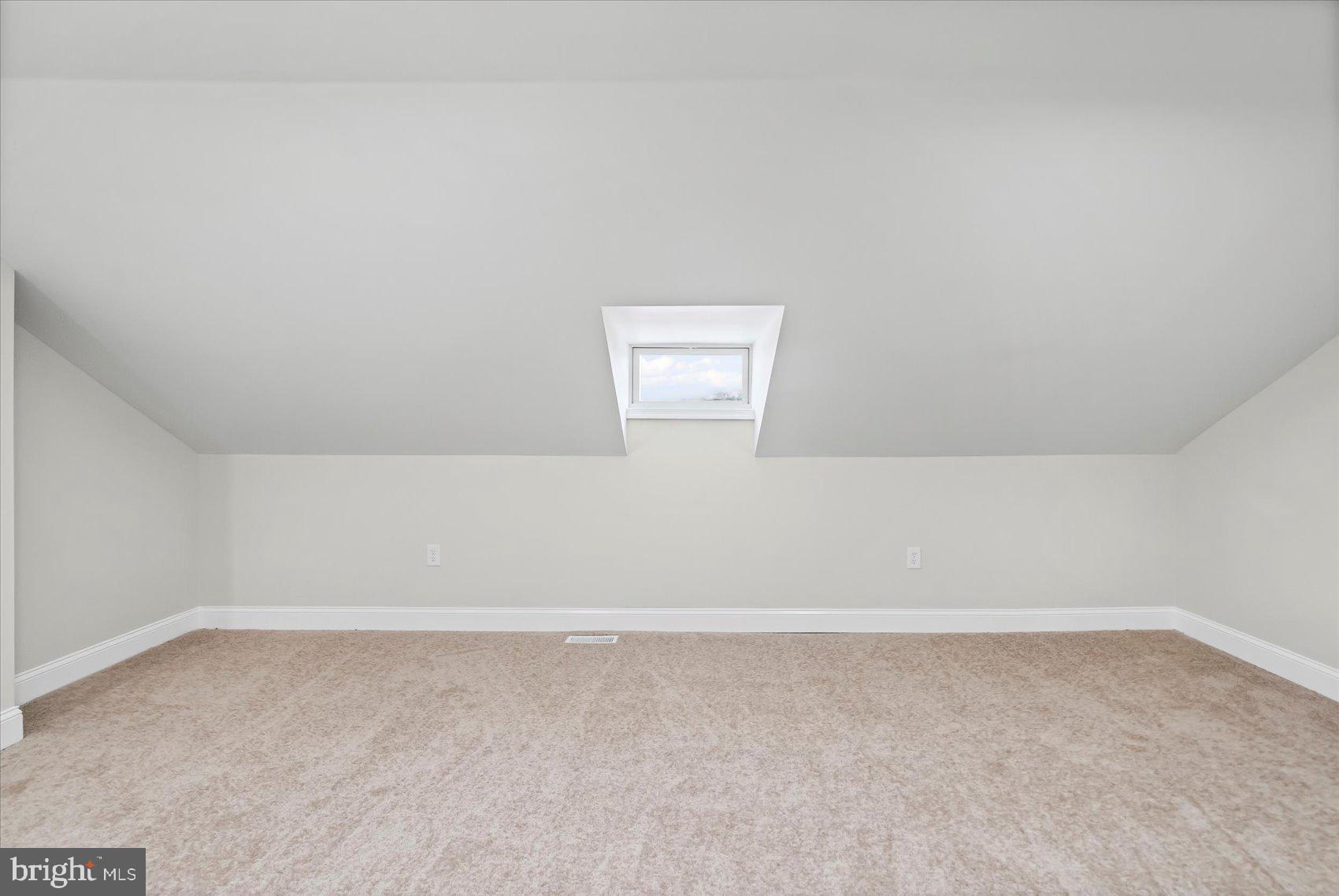 PERRING LOCH - Residential