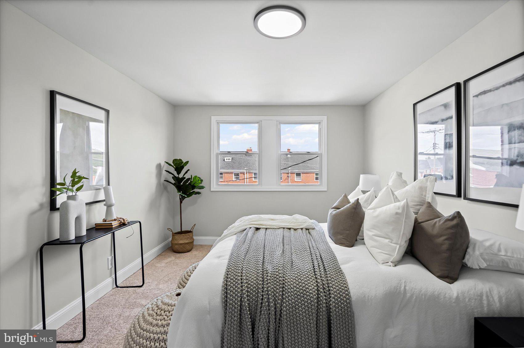 PERRING LOCH - Residential