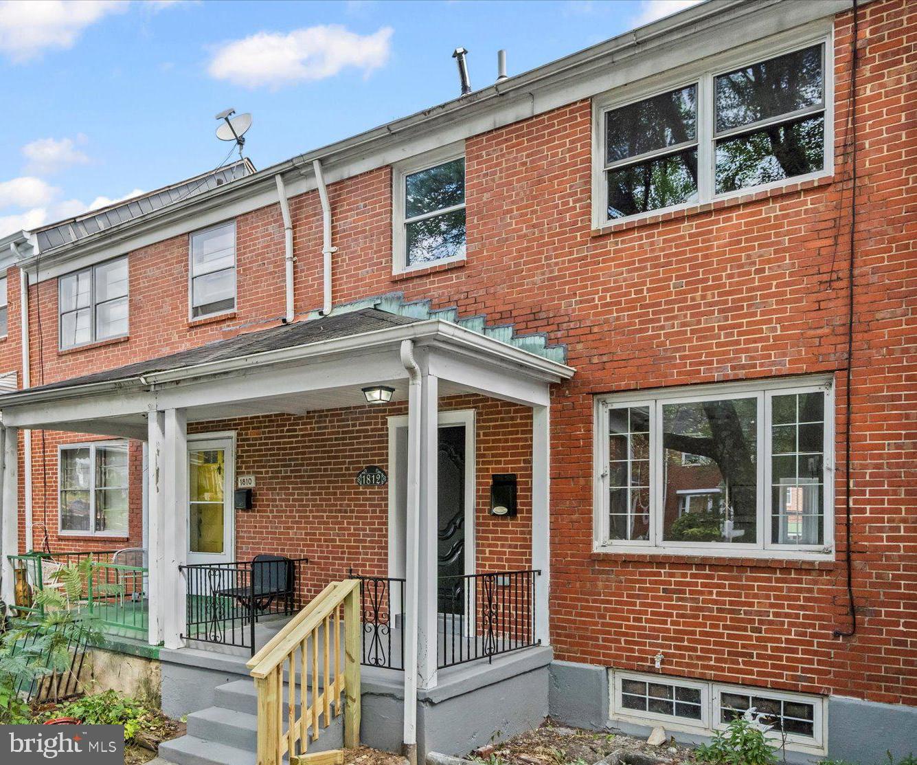 PERRING LOCH - Residential