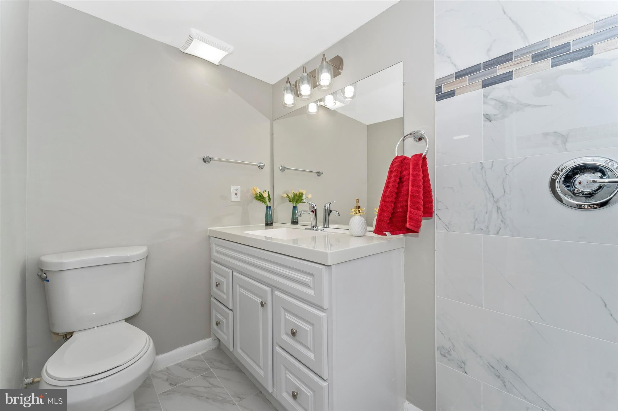 RAMBLING HILLS - Residential