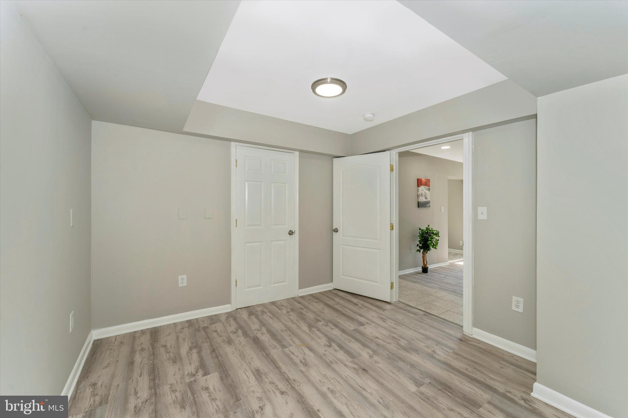 RAMBLING HILLS - Residential