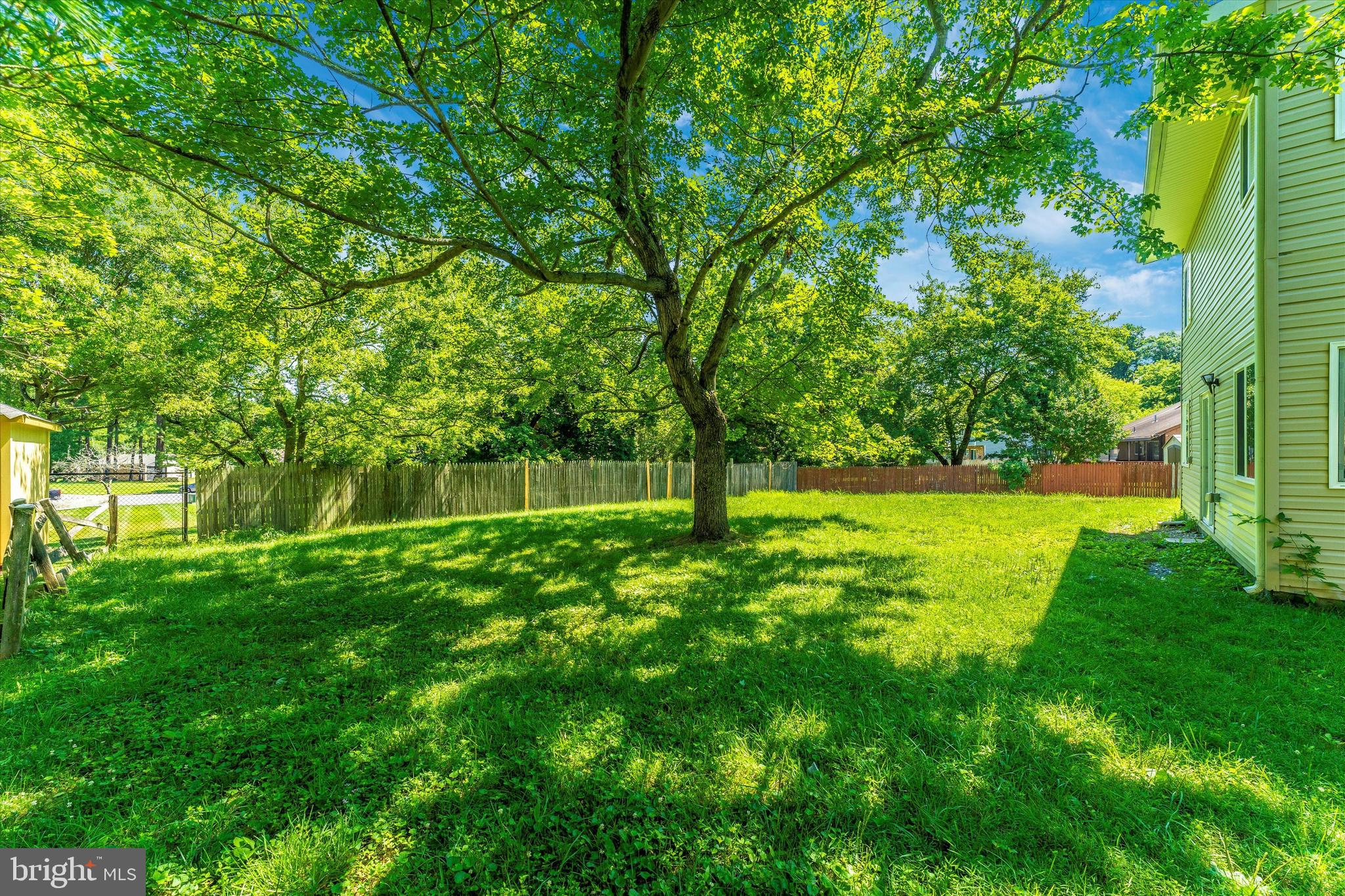 RAMBLING HILLS - Residential