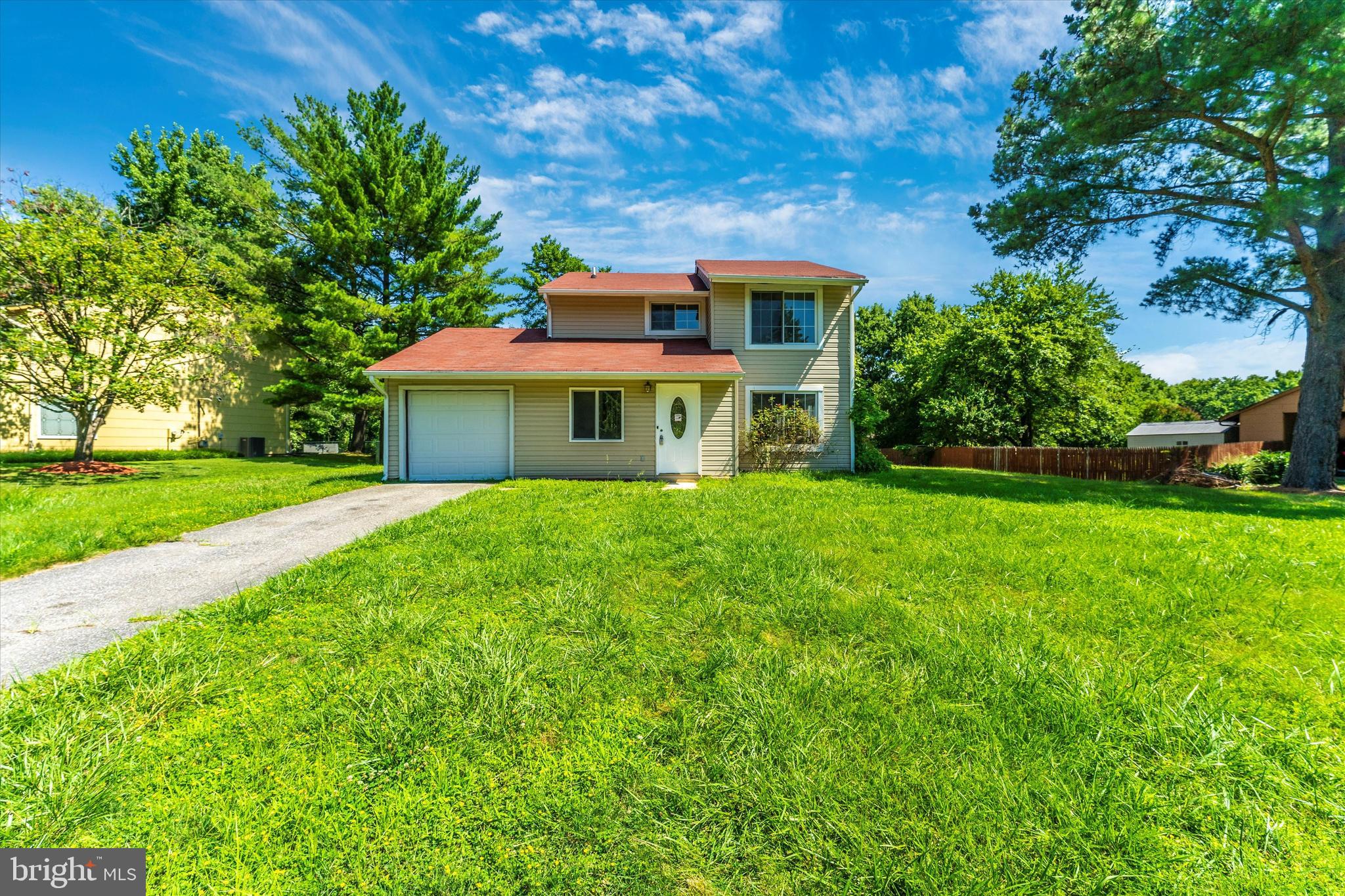 RAMBLING HILLS - Residential
