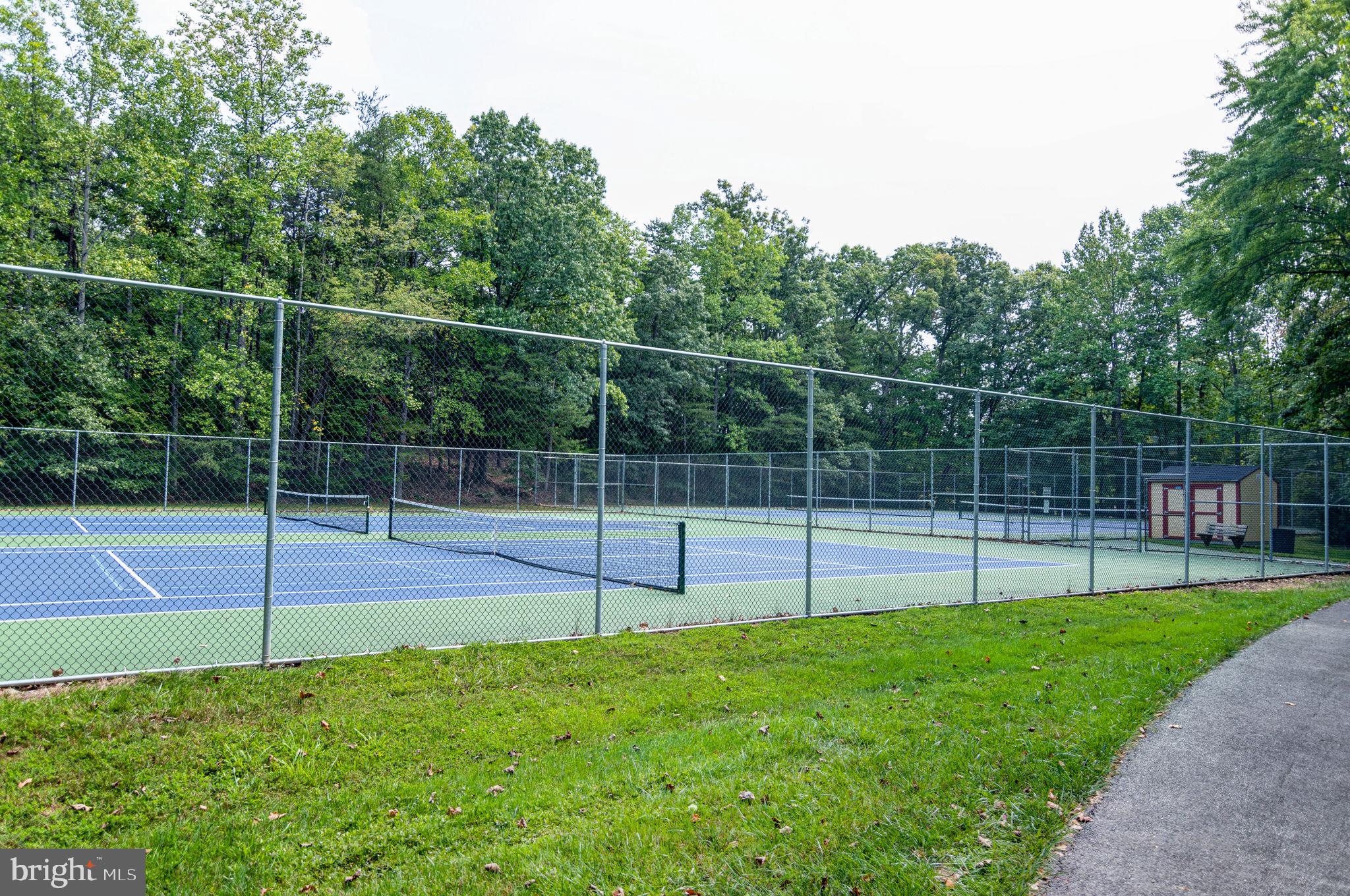 NEWINGTON FOREST - Residential