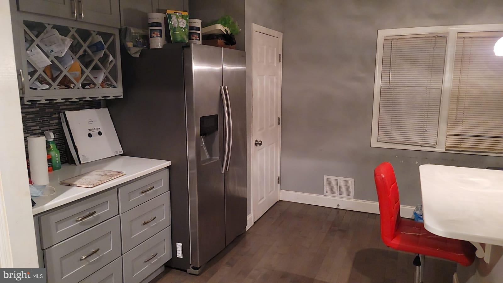 CAMPFIELD GARDENS - Residential