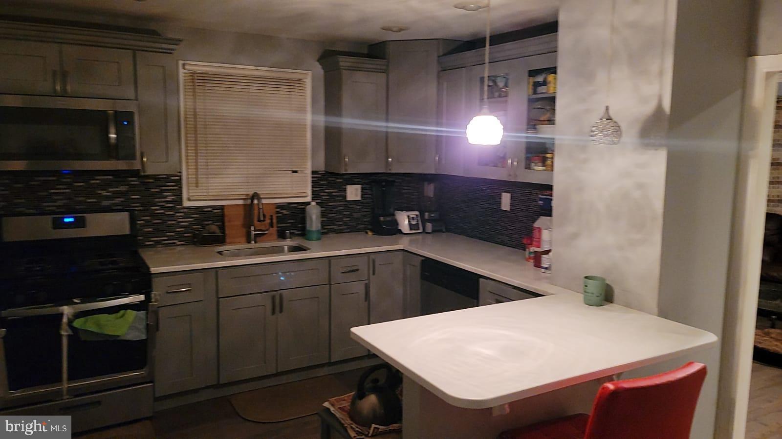 CAMPFIELD GARDENS - Residential