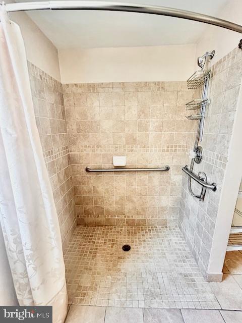 GLENFIELD MANOR - Residential Lease