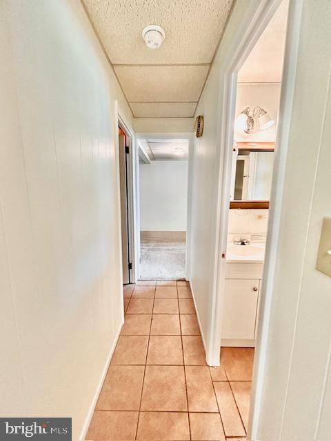 GLENFIELD MANOR - Residential Lease