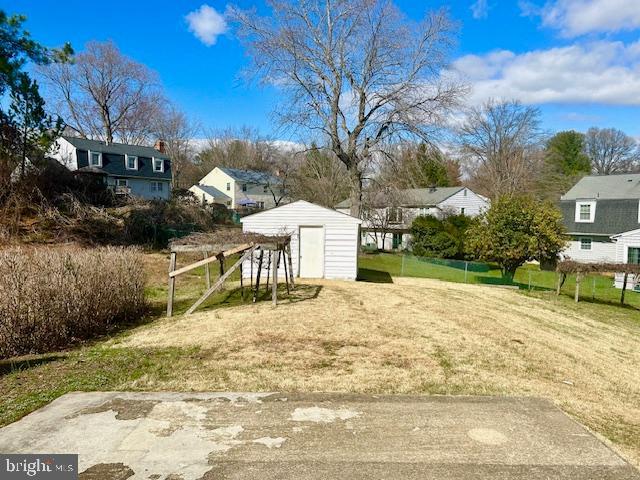 GLENFIELD MANOR - Residential Lease