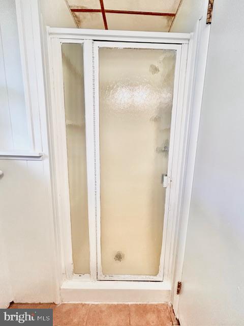 GLENFIELD MANOR - Residential Lease