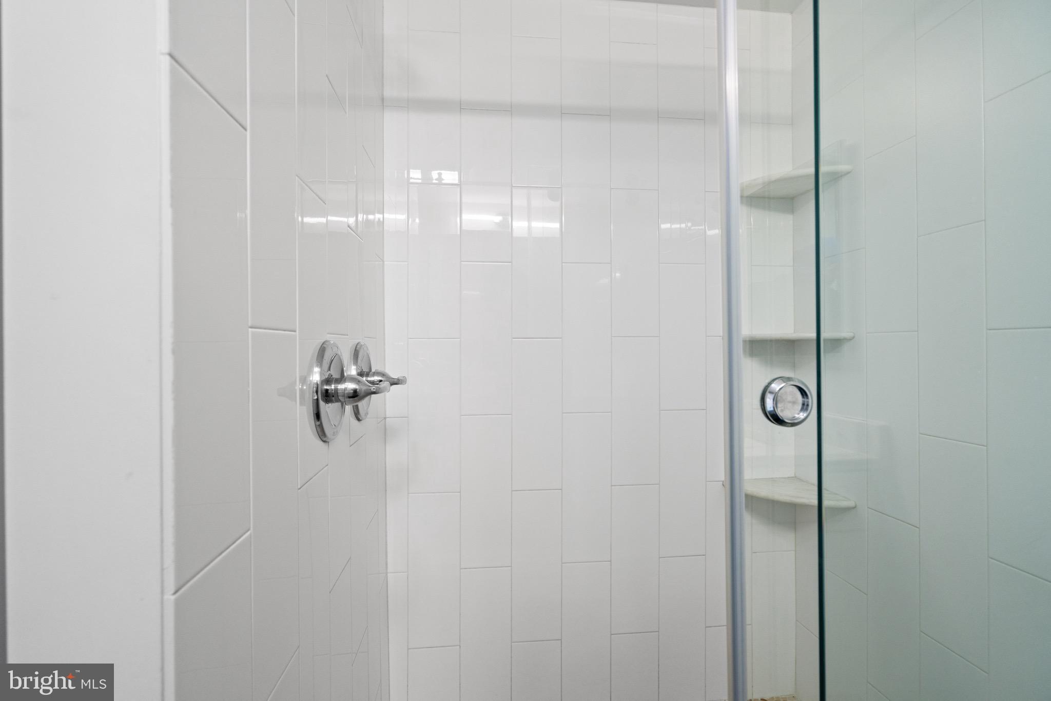 CHRISTOPHER COURT - Residential