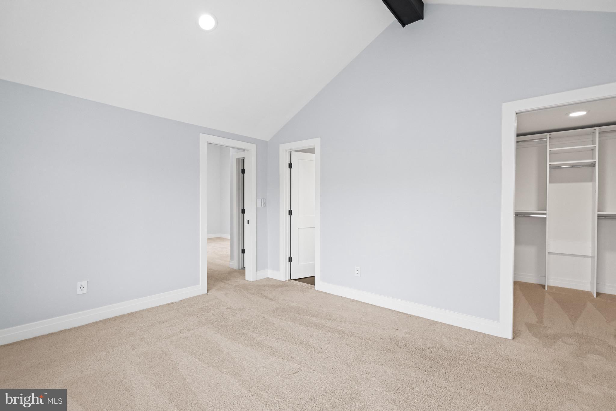 CHRISTOPHER COURT - Residential