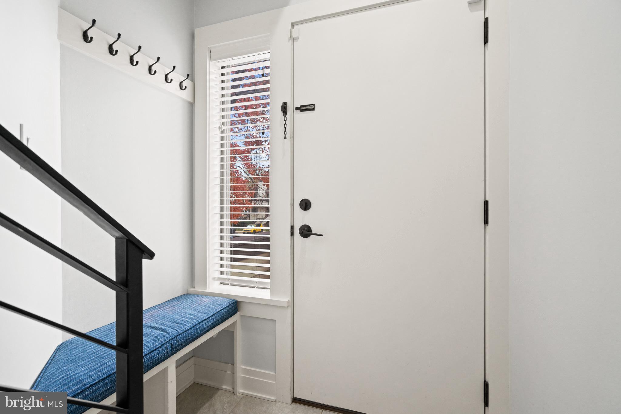 CHRISTOPHER COURT - Residential