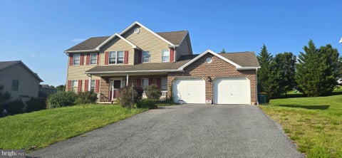 Homes For Sale - 8361 Stottlemyer Road<br/> WAYNESBORO, PA 17268