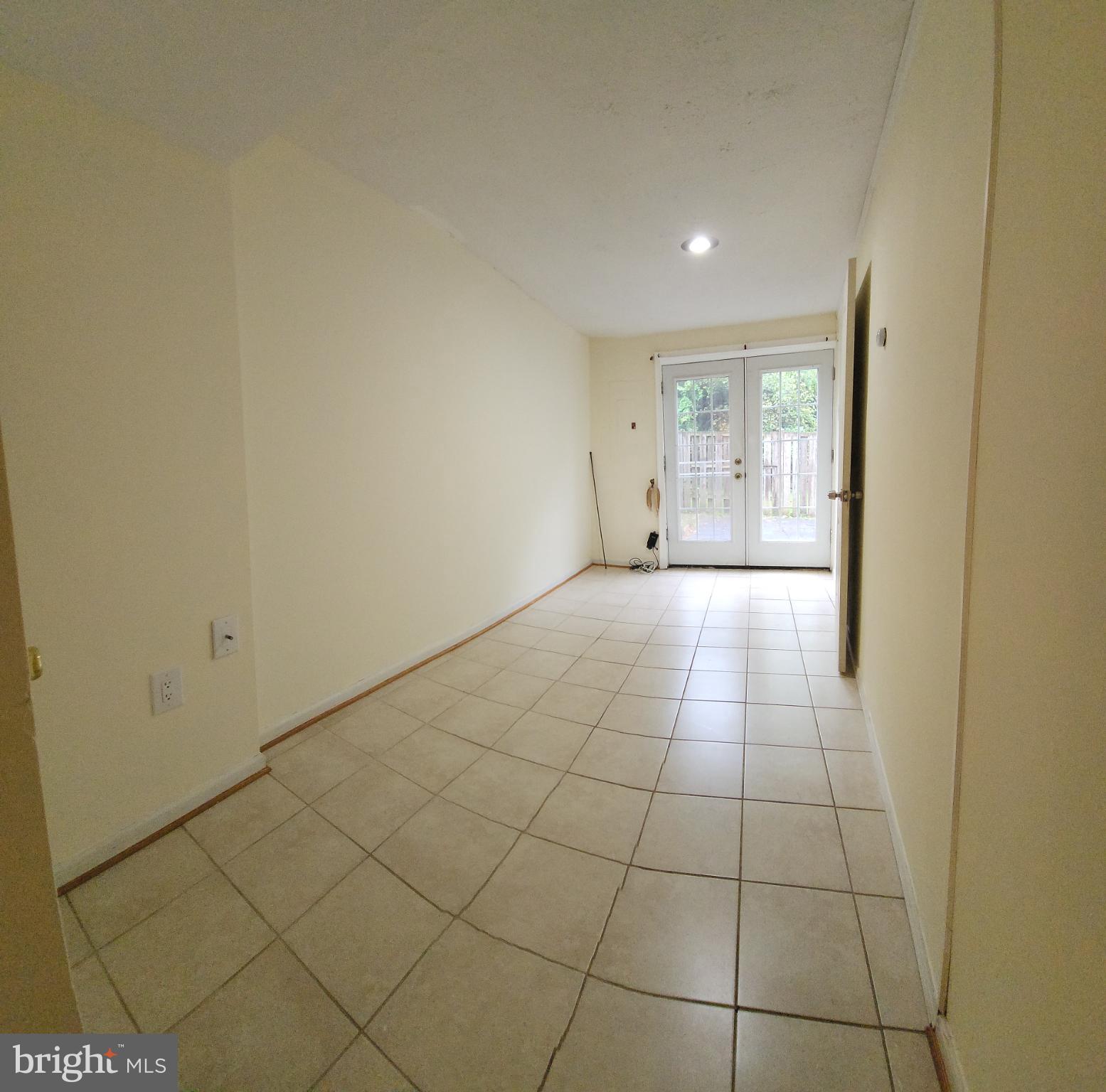 NEWGATE - Residential Lease