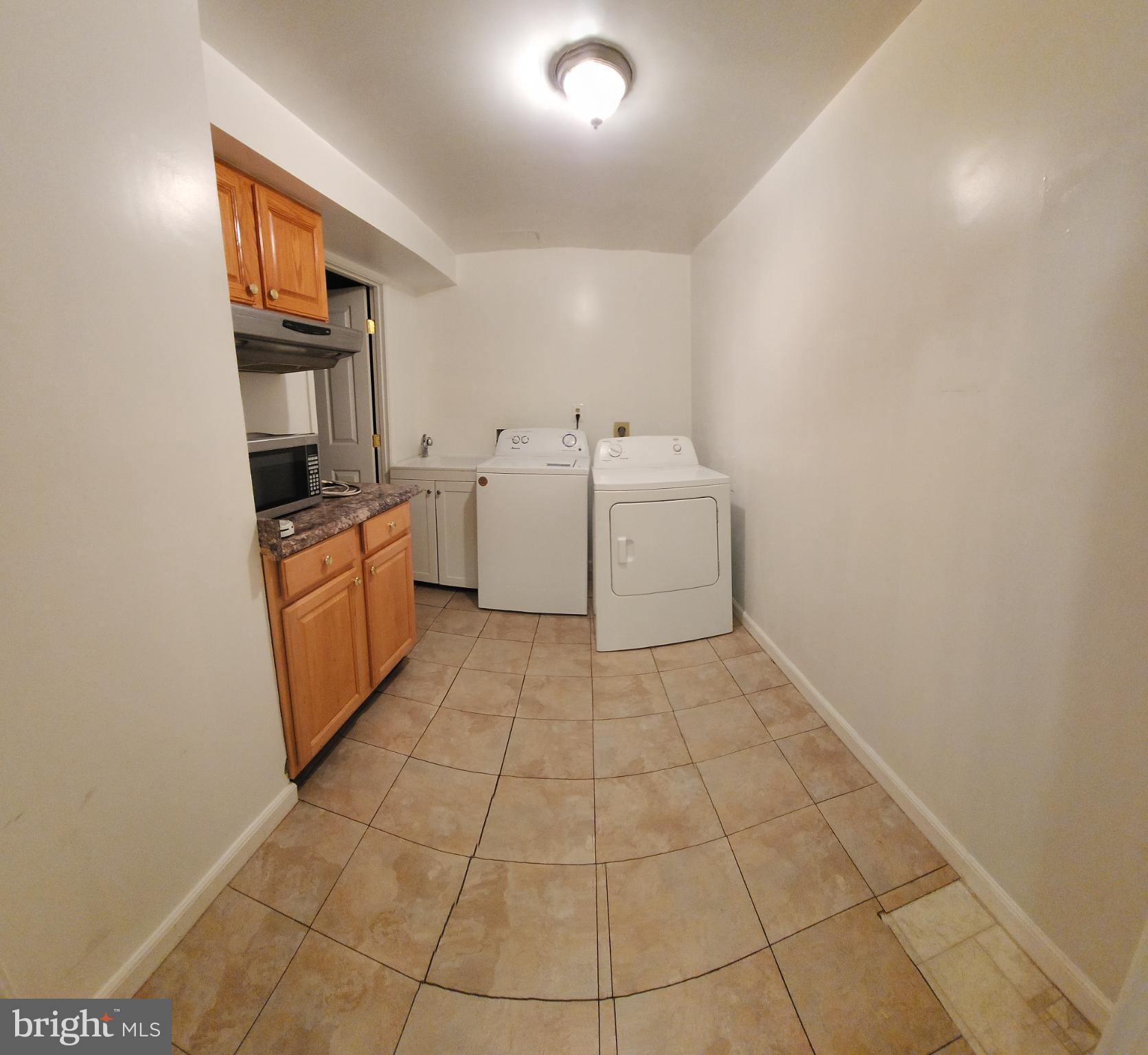 NEWGATE - Residential Lease