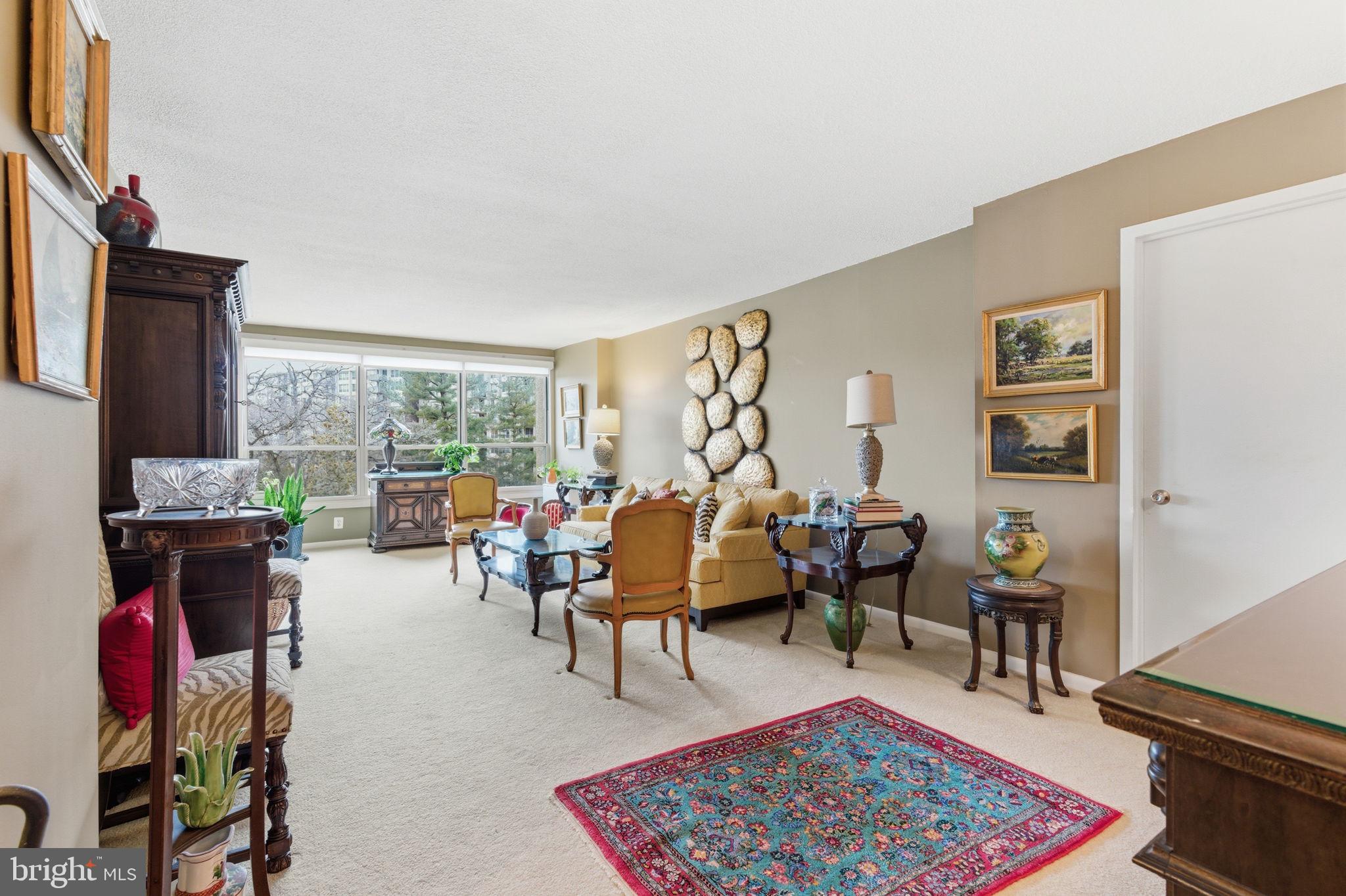 1001 CITY AVENUE EC704