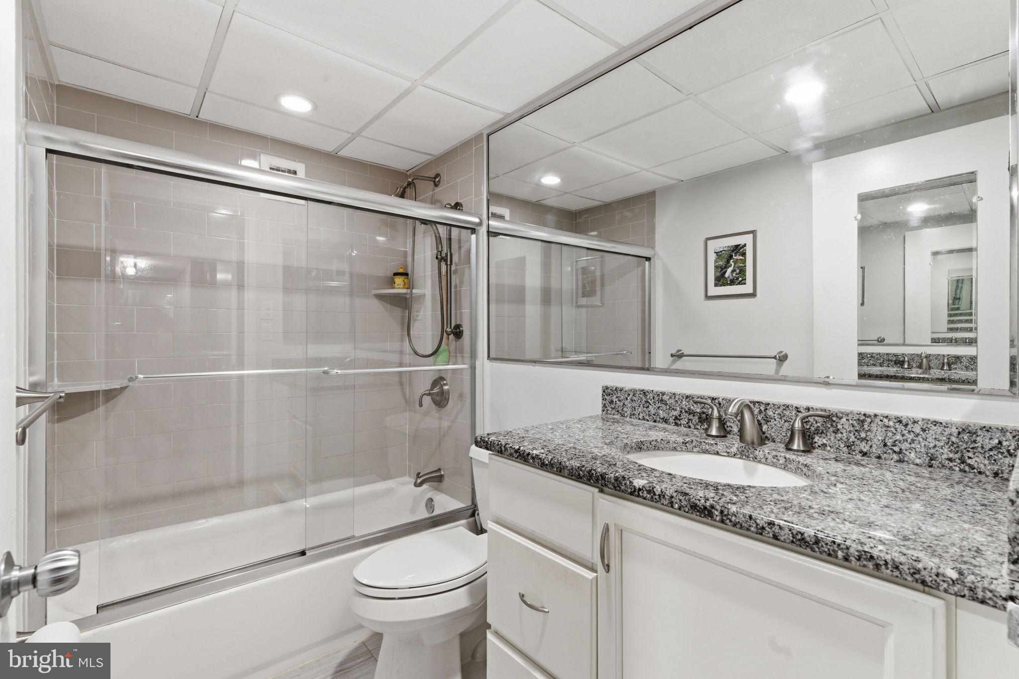 GREEN HILL - Residential