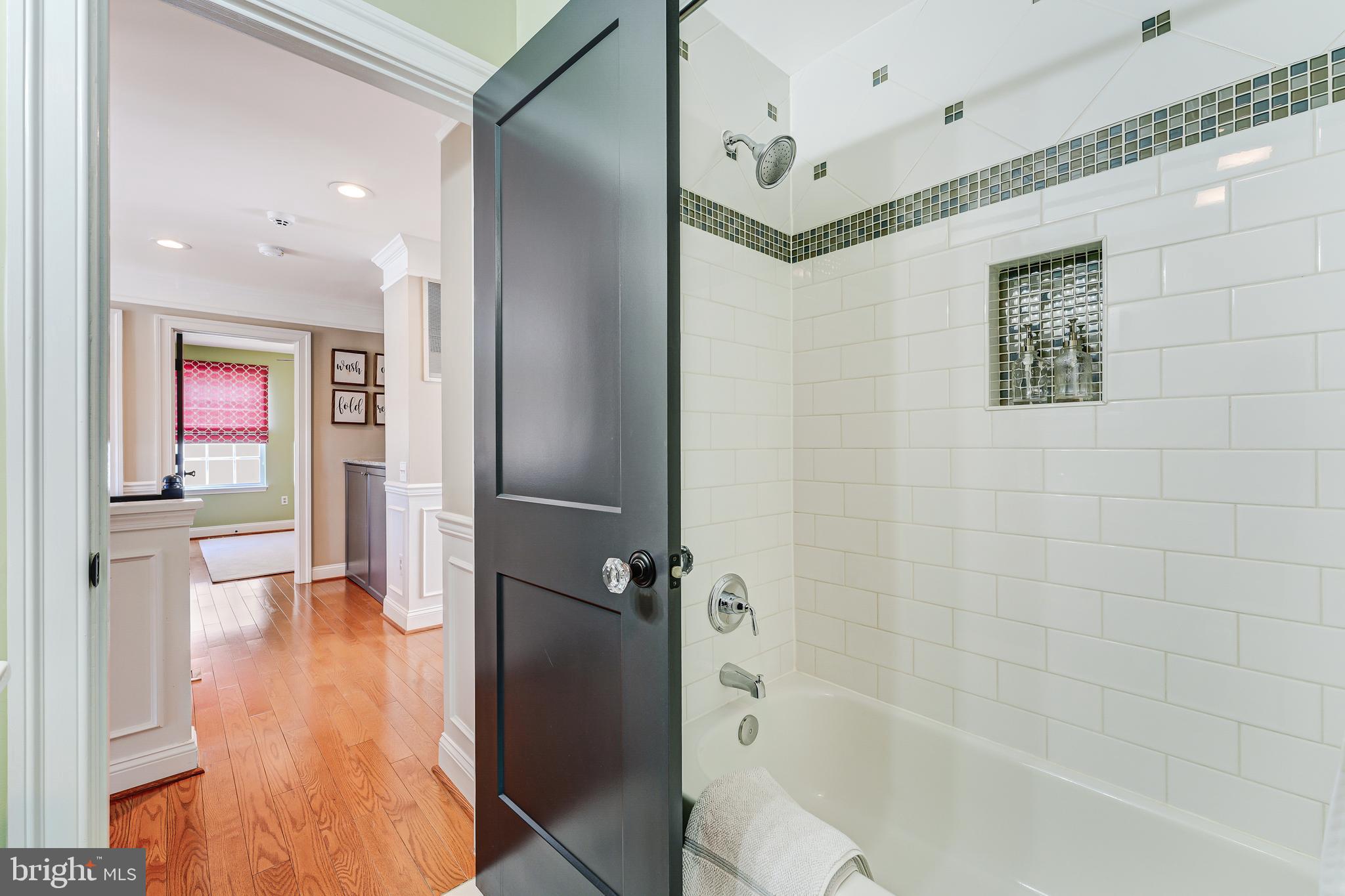 VILLAGE OF CLOPPERS MILL - Residential