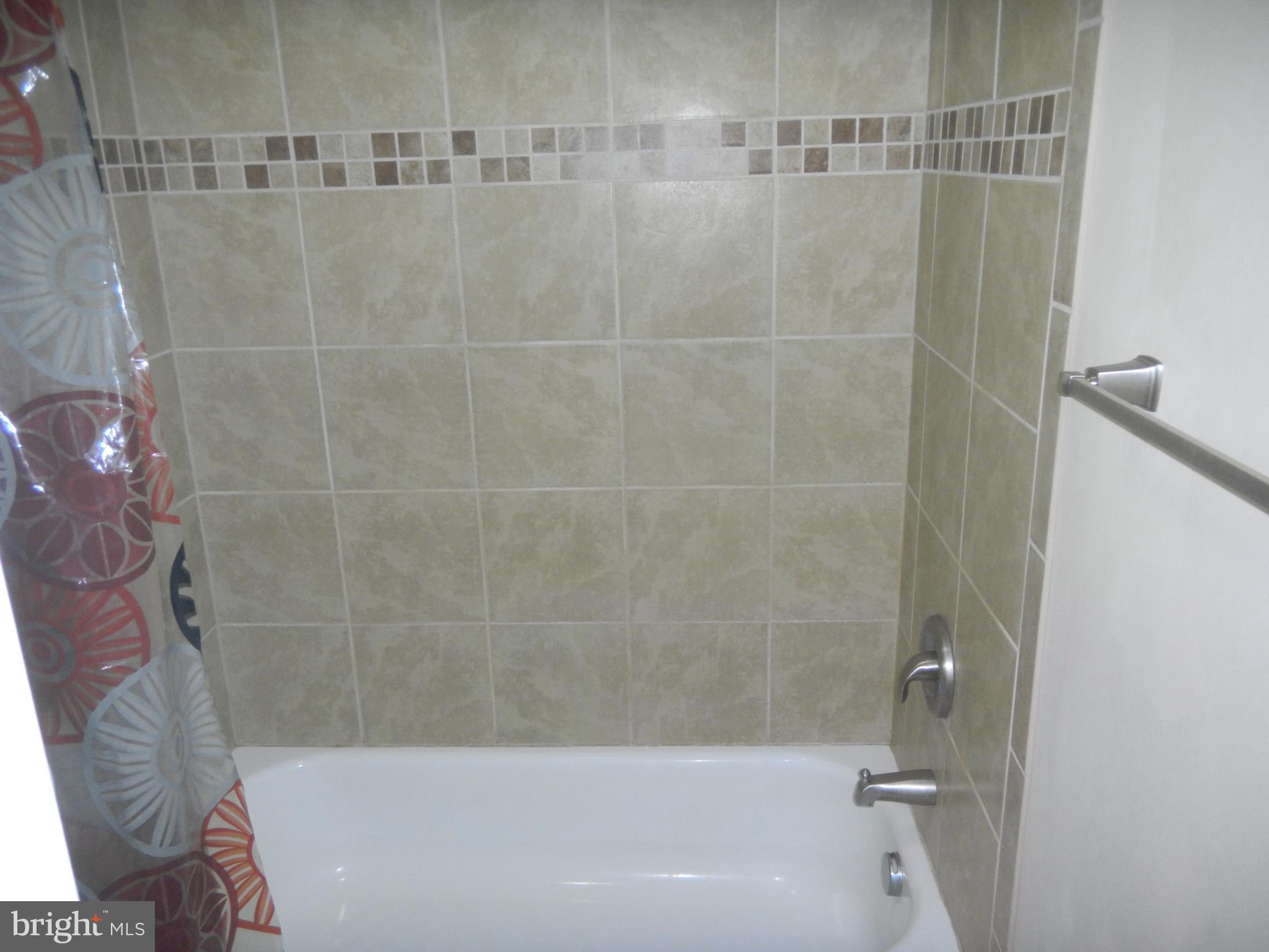 TANGLEWOOD TOWNHOMES SUB - Residential