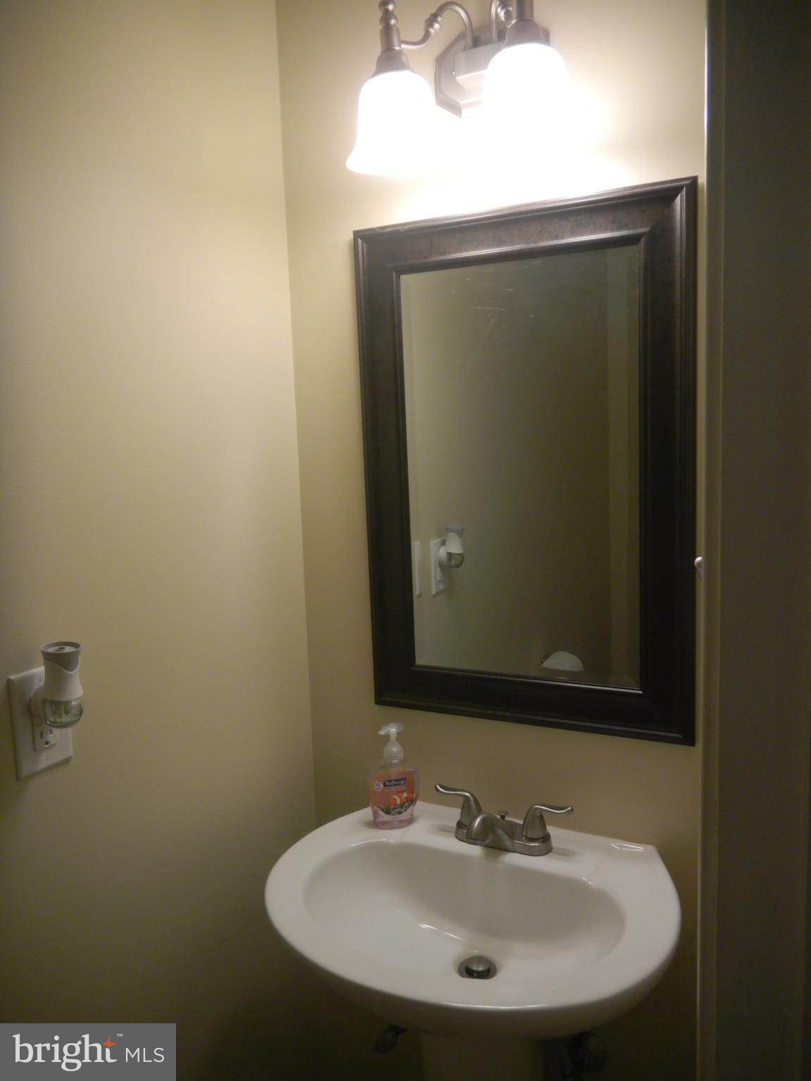 TANGLEWOOD TOWNHOMES SUB - Residential