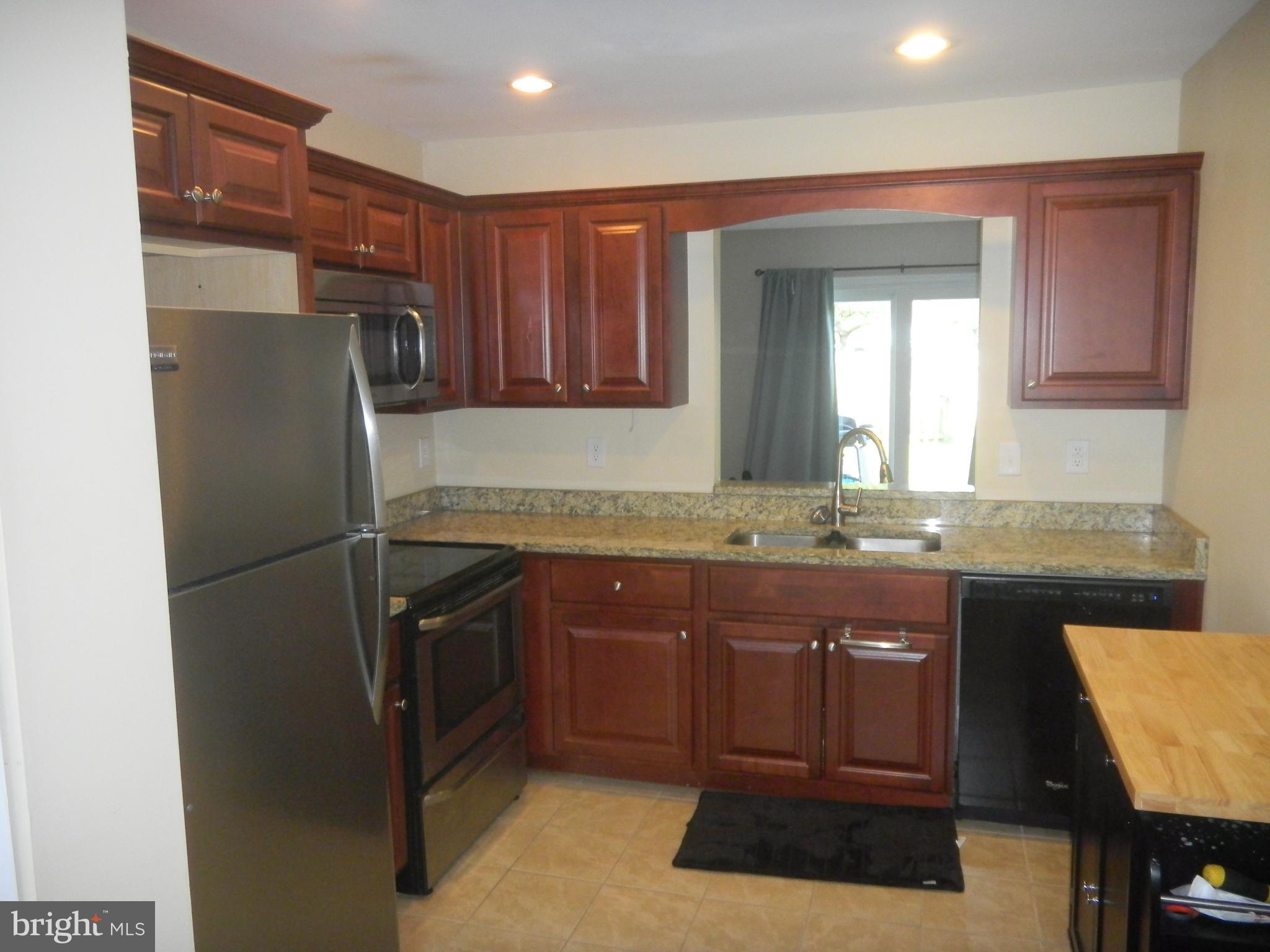 TANGLEWOOD TOWNHOMES SUB - Residential