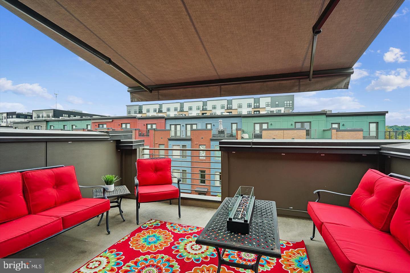 MOSAIC AT MERRIFIELD - Residential Lease