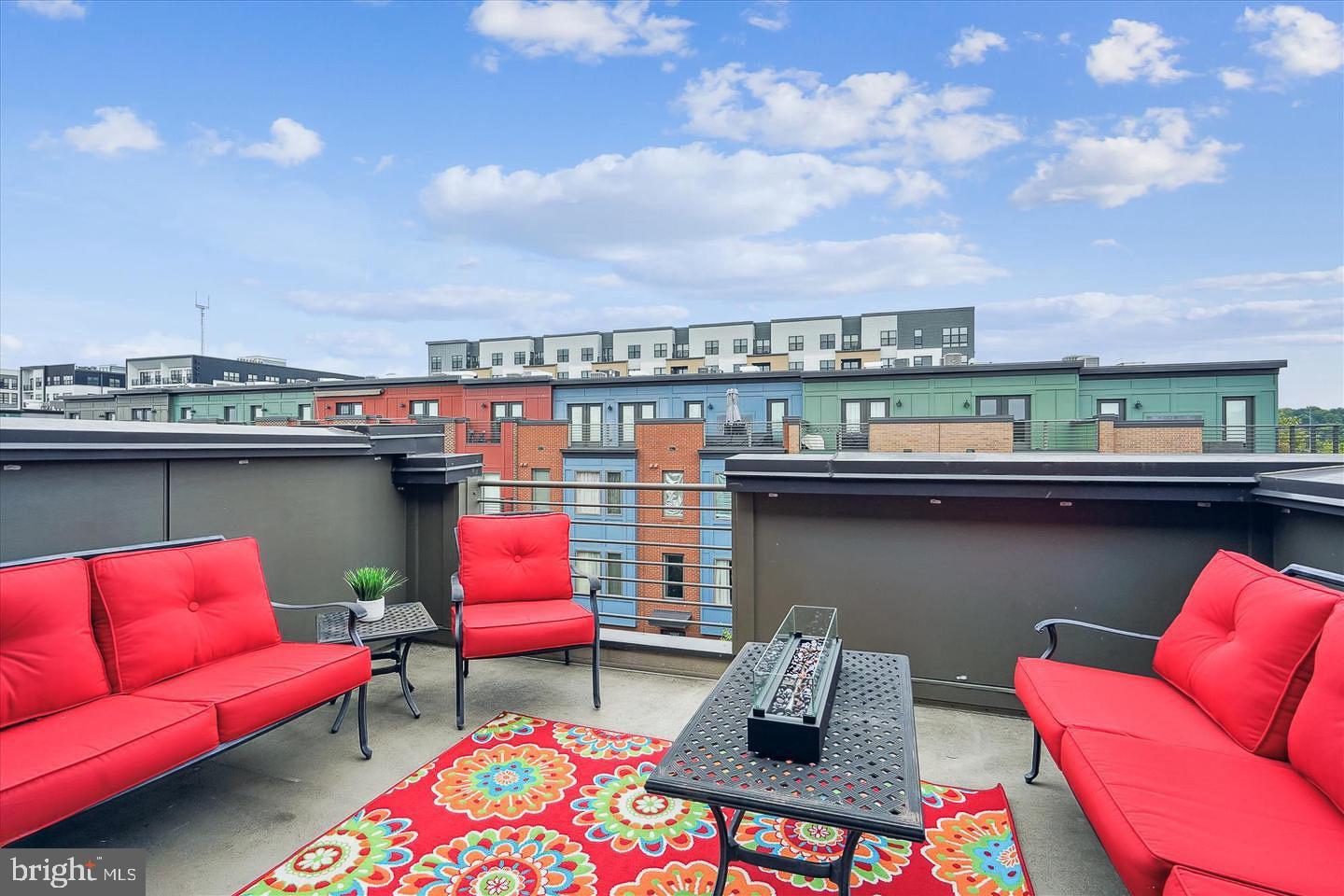 MOSAIC AT MERRIFIELD - Residential Lease