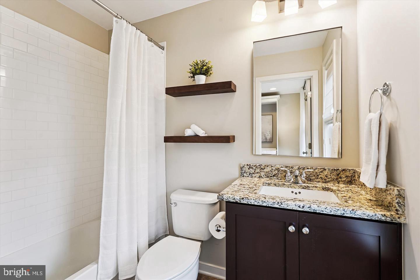 MOSAIC AT MERRIFIELD - Residential Lease