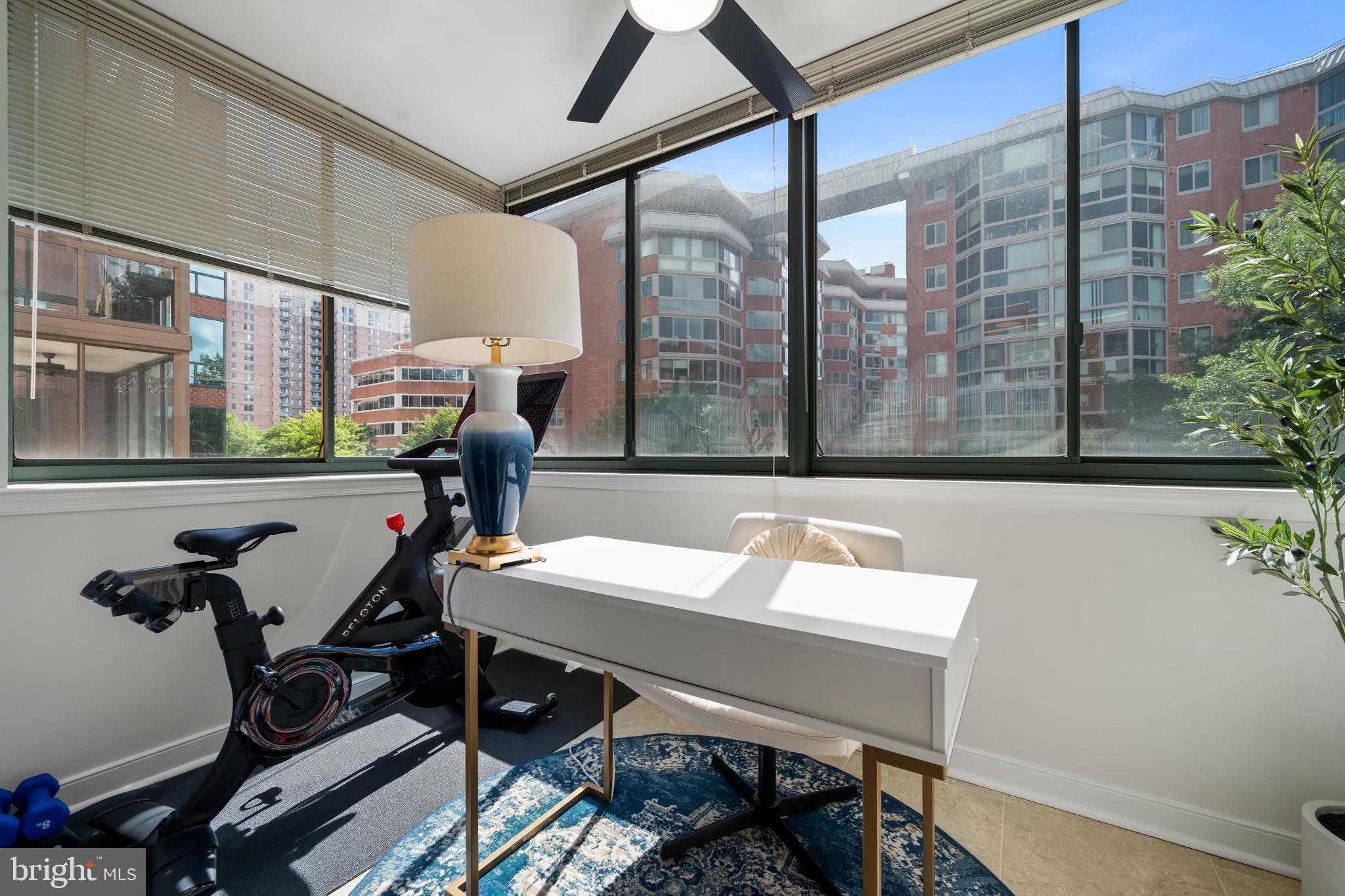 WINDSOR PLAZA - Residential