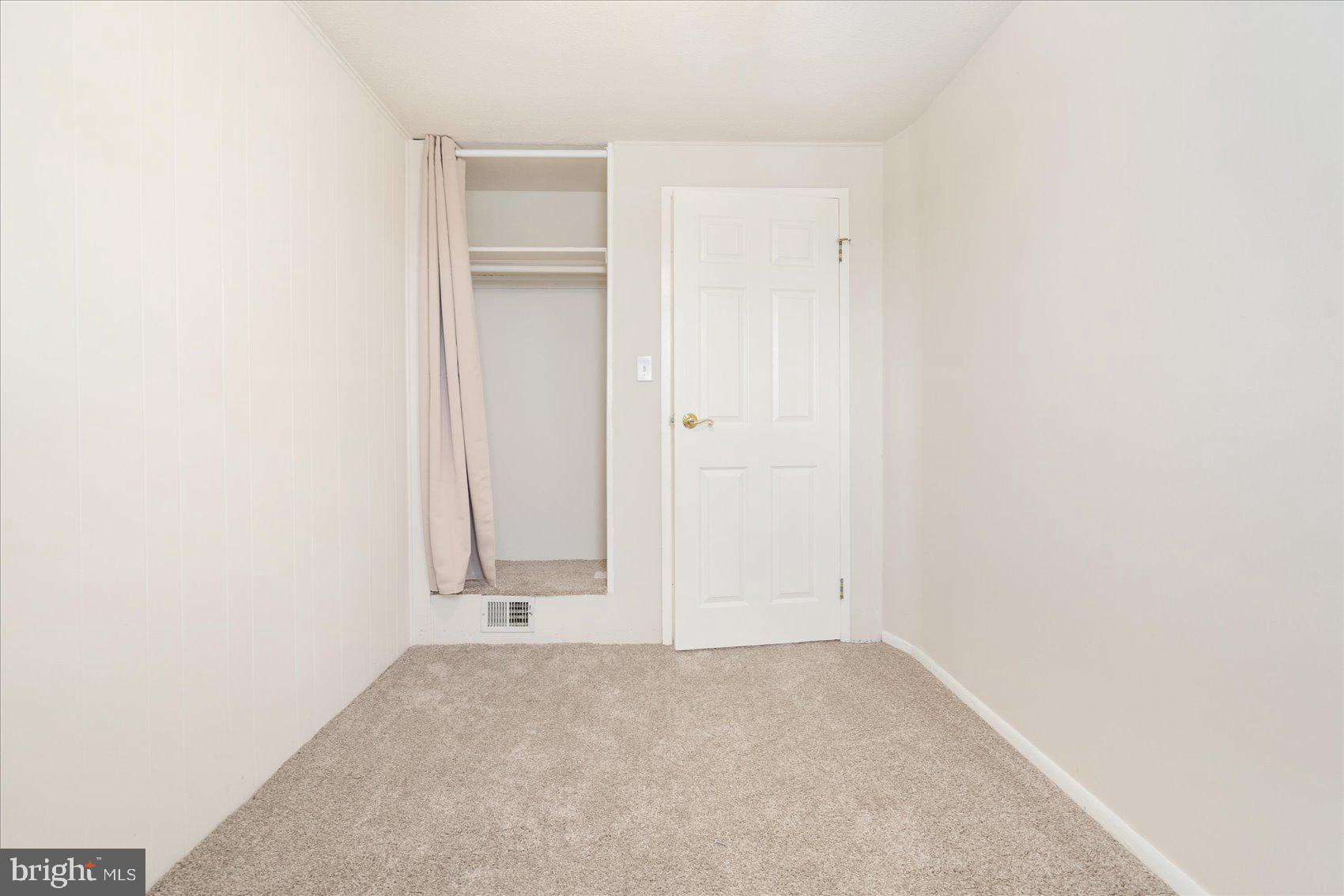 EASTWOOD HEIGHTS - Residential